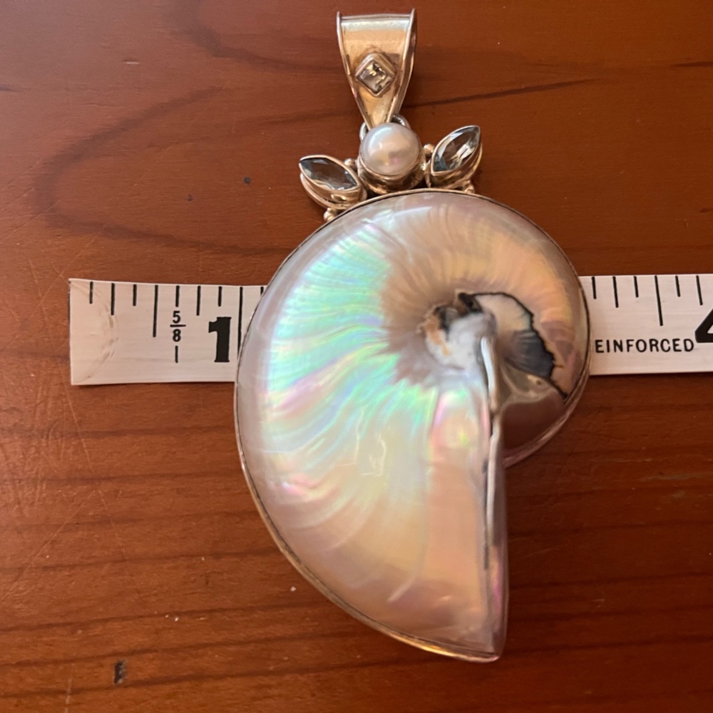 This is a Large Pendant 925 sterling silver mother-of-pearl nautilus shell - Picture 7 of 8